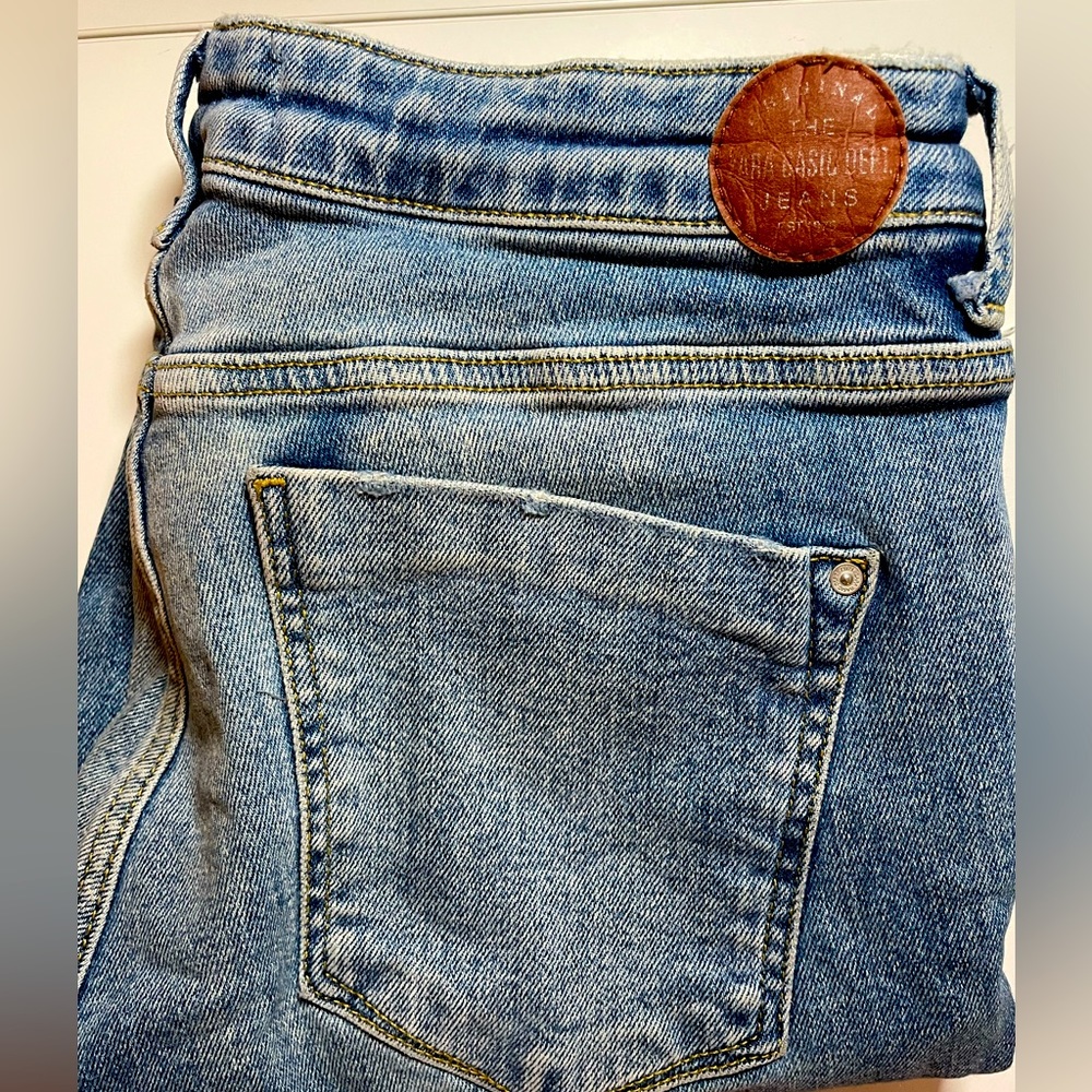 Zara blue jeans